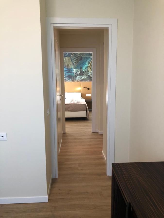 Hotel Suez Lido di Jesolo Bagian luar foto
