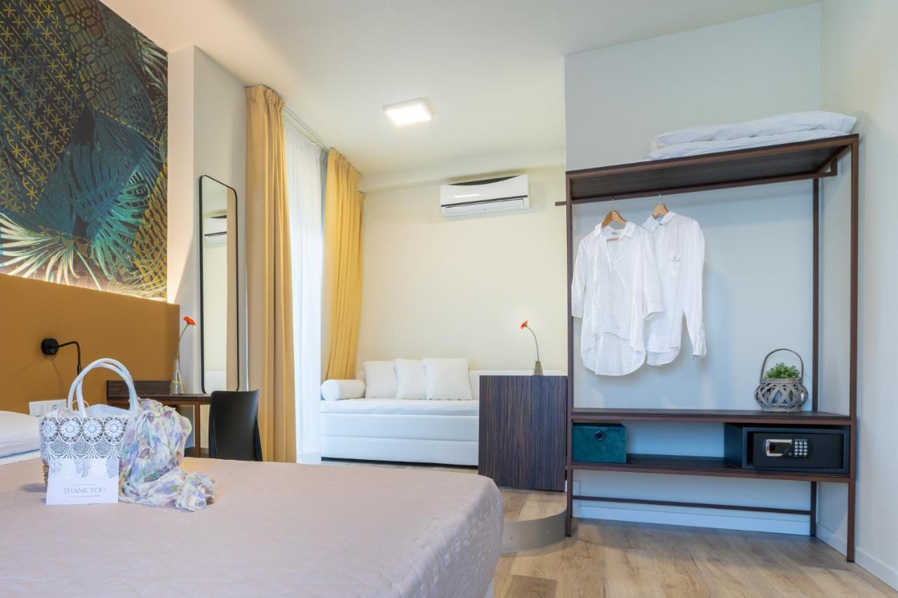 Hotel Suez Lido di Jesolo Bagian luar foto